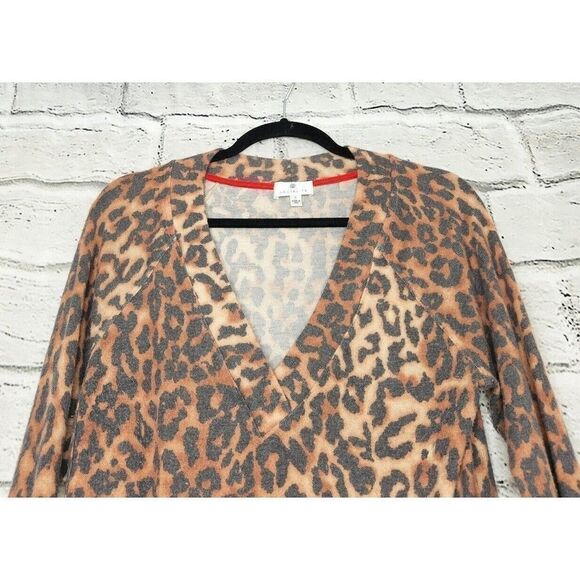 Socialite V Neck Henley Long Sleeve Shirt Leopard Print Soft Pullover Small - Picture 3 of 7